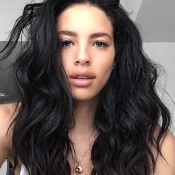 1B Black Hair Short Bob Loose Wavy Lace Front Wig
